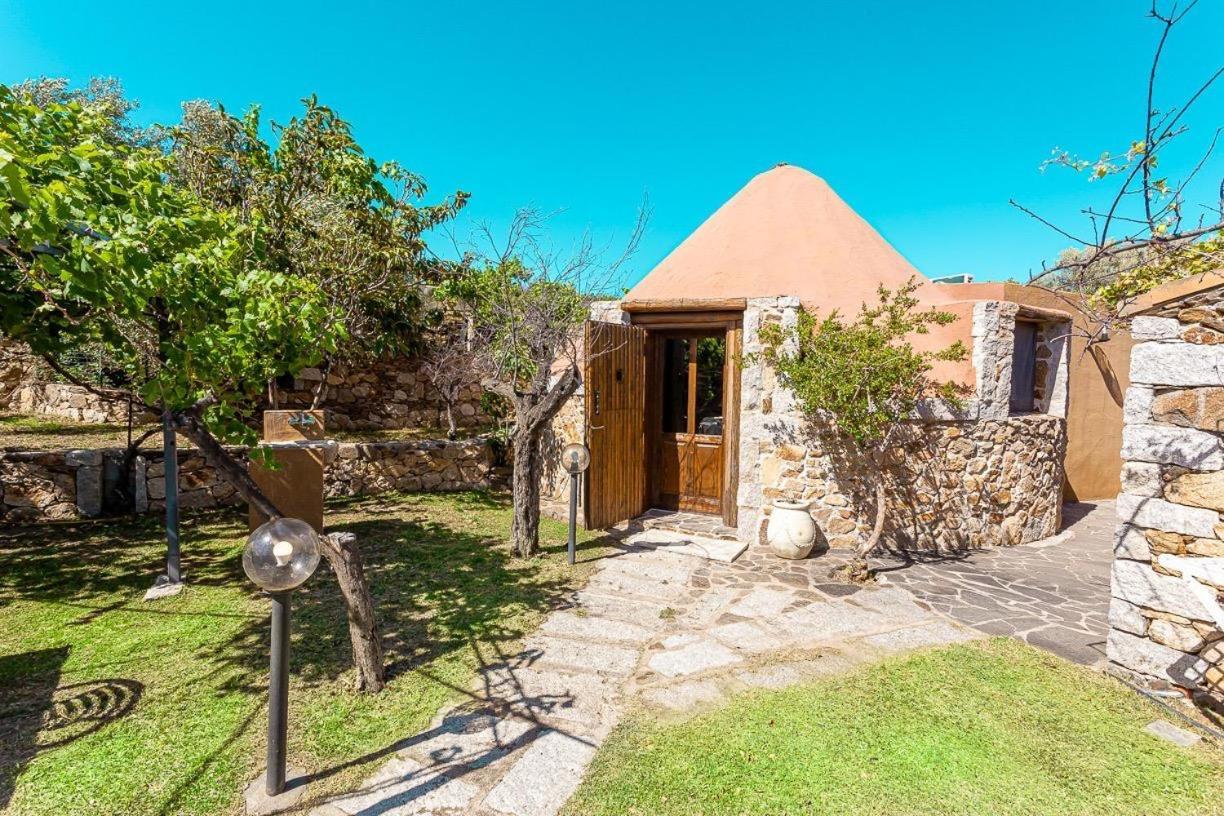 B&B Pettirosso Garden San Teodoro  Dış mekan fotoğraf