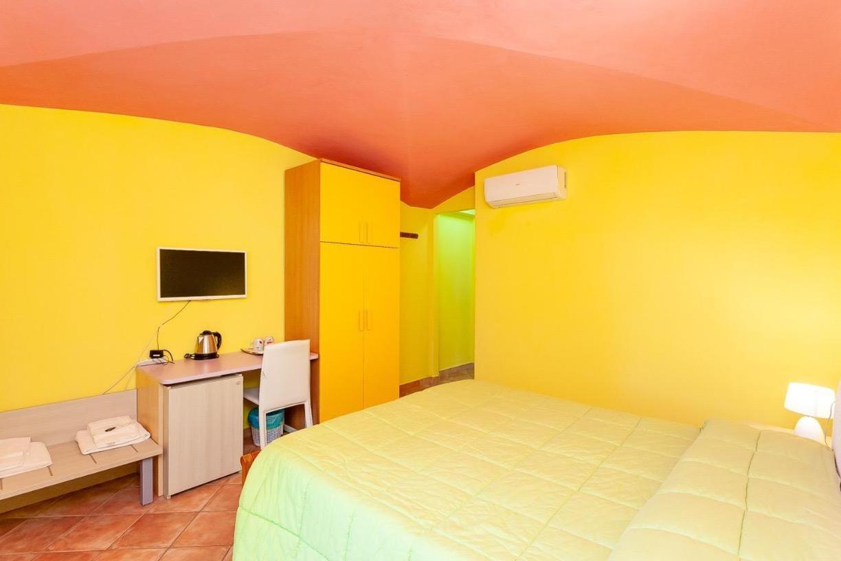 B&B Pettirosso Garden San Teodoro  Dış mekan fotoğraf